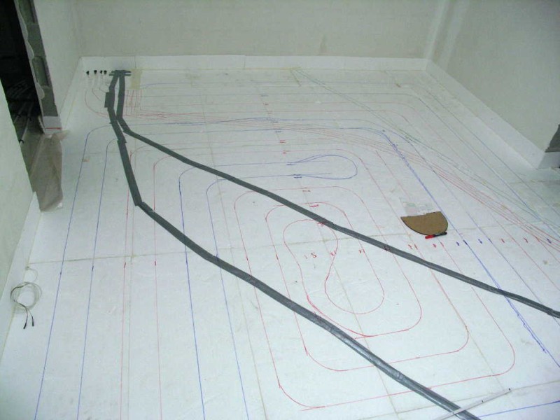 podlaha_trubky7.jpg